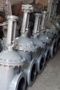 Задвижки Ду350 Ру16 продам из наличия