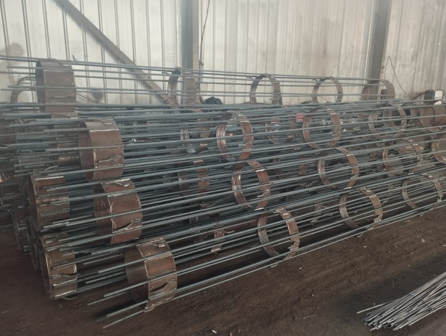 Отводы Тройники Переходы Фланцы Сваи Стальные конструкции и опоры ...