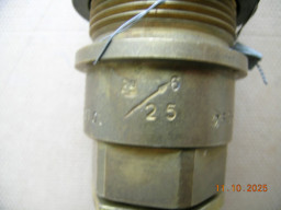 Продаю клапаны предохранительные КО7607 и КО7607-01 для АКДС