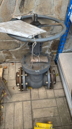 Задвижка клиновая литая с выдвижным шпинделем стальная ЗКЛ2 125-16 30с41нж DN 125 PN 1,6МПа с КОФ