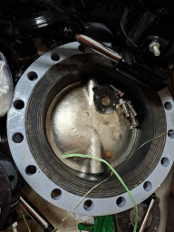 продаем фланцевый стальной затвор EPDM Ду350 Ру16 с редуктором за 15т.р.