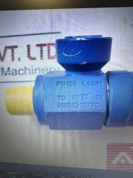 Куплю клапана предохранительные  резьбовые “ARI”Ду15 (1/2)  в кол-ве 5шт.