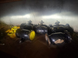 ПРОДАМ СРОЧНО ШАРОВЫЕ КРАНЫ БАЛОМАКС  ФЛЯНЦЕВЫЕ ДУ 250РУ16 КОЛИЧЕСТВО 5 ШТ