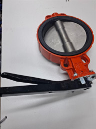 Продам затворы сталь  с диском нержавейка CF8M ABO Чехия Ду250 ру16, Ду300 Ру16 с рукояткой по 14т