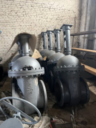 Задвижки стальные 30с927нж  ду 500 ру 25 - 4шт