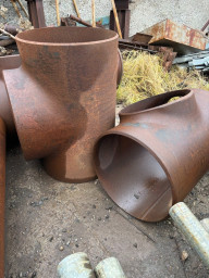 Продам тройники диам 530 и отводы  диам 530