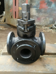 Краны (СССР)11ч18бк и 11б6(7)бк Ду50. 	 Конденсатоотводчики 45ч12нж и 45с13(15)нж Ду20 - 25.