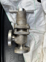 Продам клапан 25/40 нж