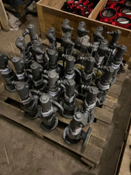 Клапан предохранительный ПРЕГРАН КПП 096-01 Ду 32 х 32 Ру16 из чугуна пружинный фл. угл. - 25 штук.