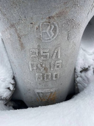 Продам задвижки ду500 5шт, ду600 2шт.