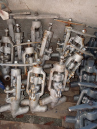 ПРОДАМ из наличия  Вентиля 998-20-0  999-20-0   588-10-0