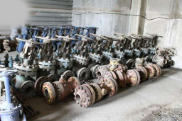 Продам запорную арматуру с хранения (фото и цена по запросу)