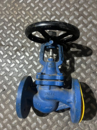 Куплю вентиля чугунные фланцевые с сильфонным уплотнением  Dn65-3шт; Dn80 PN16-4шт; Dn125 Pn16-2шт .