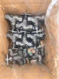 Продается Вентель чавунний різьбовий 15кч18п, Pn16 ,  Вентель чавунний фланцевий 15кч19п, Pn16