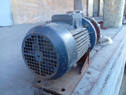 Насос ХМ 8/18-К с электродвигателем аир 80в2у3 380 2,2 кВт (2850 об/мин) СССР