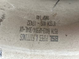 Продаю отводы,фланцы 12х18н10т