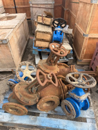 Продам с хранения задвижки Ду150 Ру10  4 шт. Цена договорная