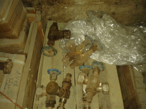 Запорное устройство 12нж​13бк - 5 к-тов по 1900 р​уб (ст.20х13) 12нж13бк -​ 2 к-та по 3500 (ст.12х1​8н9т