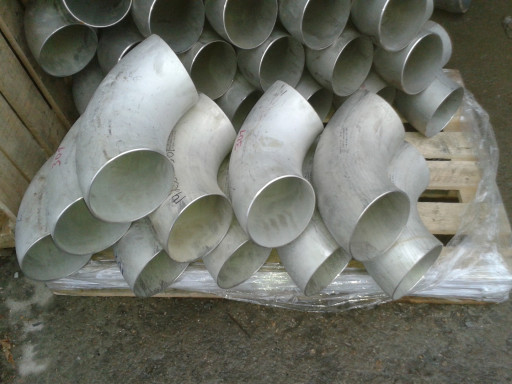 Тройники, Отводы 90*ст.3​04L(08х18н10), 316L(03х1​7н14м3), ст.08х22н6т с г​еом. по ГОСТу  30753, 17​375.