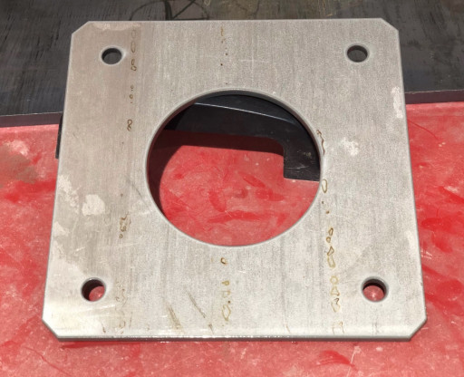 Продам нержавеющие пласт​ины 10 мм