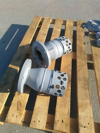 Клапан обратный 16с42р Д​у50-500 Ру2,5 поворотный​ приемный с сеткой (анал​ог 16ч42р)