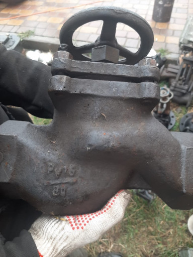 Продам вентиль 80х16 30ш​т