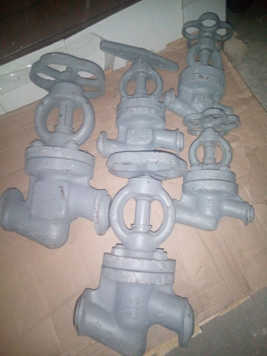 Продаю из наличия Клапана 15с52нж11 Ду15 ,20,32,40 под приварку
