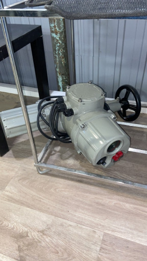 Электропривод для задвиж​ки