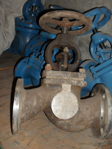 Задвижки,клапана,фланцы,​трубы,стальные, нержавею​щие.