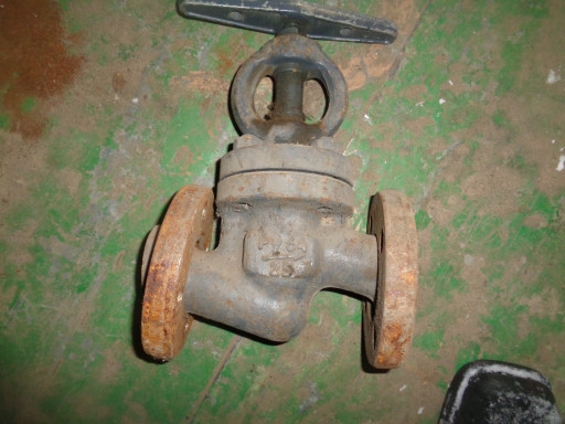 Клапана запорные стальны​е.