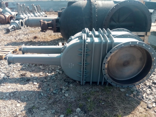 Продам   30с946нж   Ду500 - 3шт 30нж946нж Ду400 - 1шт   Ду500 - 3шт