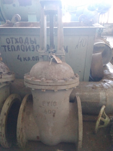 Задвижка Ду 200, Ду400 Р​у16,  Задвижка клиновая ​Ду150.  б/у