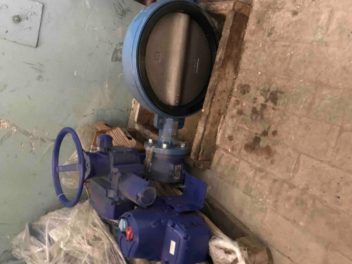 Затвор дисковый Ду100