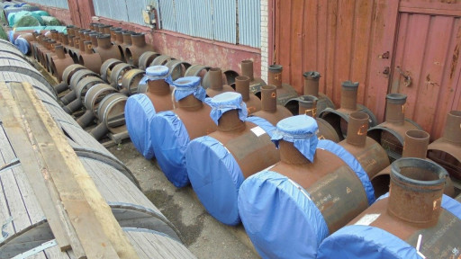 Соединительные детали трубопровода и запорная арматура с госрезерва.