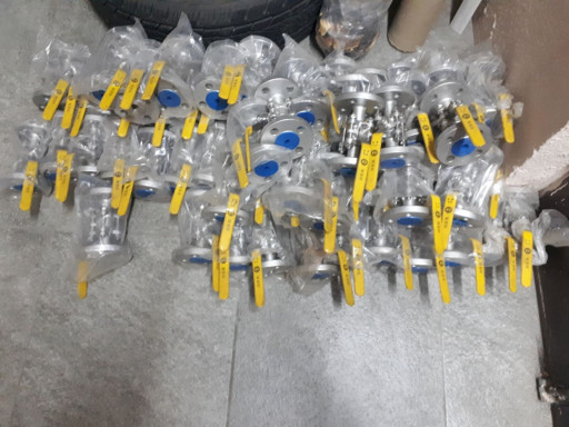 Продам кран шаровой КШФ ​нж, Ду15, Ру16,  цена 15​00 руб/шт
