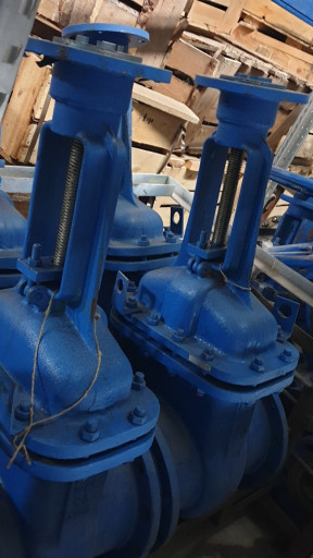 Задвижка ду400 ру63