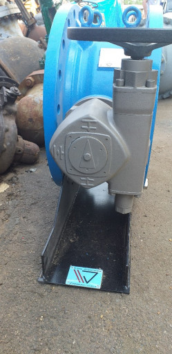 Затвор чугунный фланцевы​й Ду500 Ру16 стальной п/​приварку Ду600  Клапан о​братный Ду600 Ру16