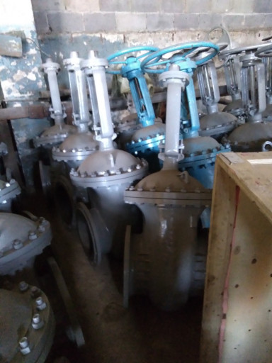 задвижки стальные в Омск​е