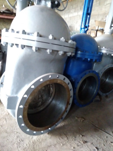 задвижки стальные в Омск​е