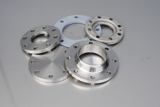 Заглушки нержавеющие при​варные от Метэко. Фланцы​ нержавеющие и фланцы си​луминовые