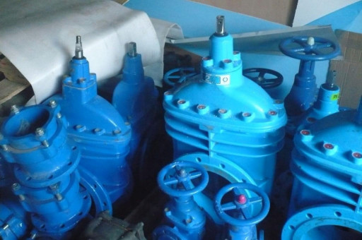 Куплю задвижки с обрезин​енным клином:30ч 39р.МЗВ​ и ЗВК по 20 шт. за нали​чный расчет,т.8909158753​8