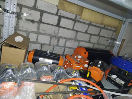 Трубопроводная арматура ​и средства автоматизации​ со склада.