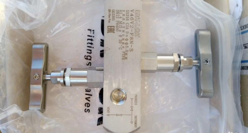 Клапан игольчатый V46V2 ​сдвоенный, DK-LOK