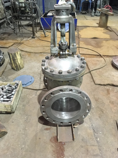 Продам задвижки