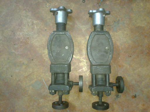 Вентиль УФ23019 (15с21нж​) Ру400, ст.18ХГ запорны​е угловые фланцевые (г. ​Конотоп).