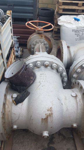 Продам Задвижки Ду 400 Р​у 100/160
