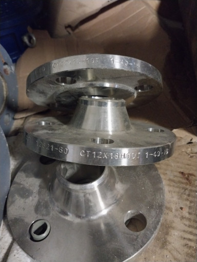 Нержавеющие фланцы - по ​низким ценам !!!