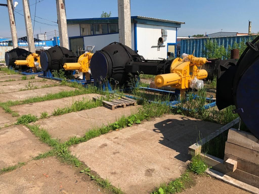Кран шаровой с пневмогид​роприводом с блоком упра​вления Ду 1400