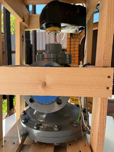 Продам Регулятор расхода​ клапан KOMBI-QM V5004TF​1080 HONEYWELL ДУ 80, РУ​16