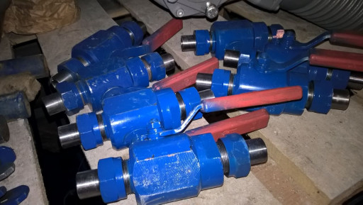 Куплю кран шаровый ЯГТ штуцерно-ниппельный Ду15 Ру16-160, фото,цена,?